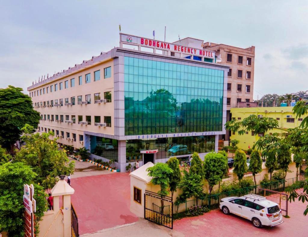 Bodhgaya Regency Hotel Bagian luar foto
