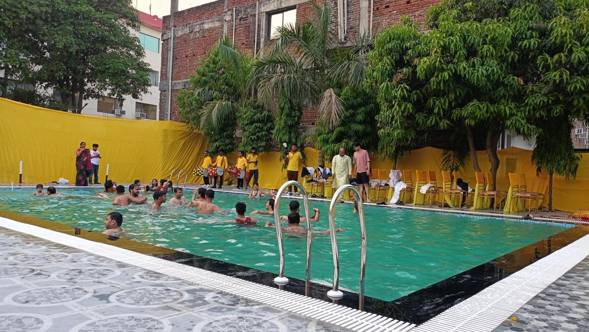 Bodhgaya Regency Hotel Bagian luar foto